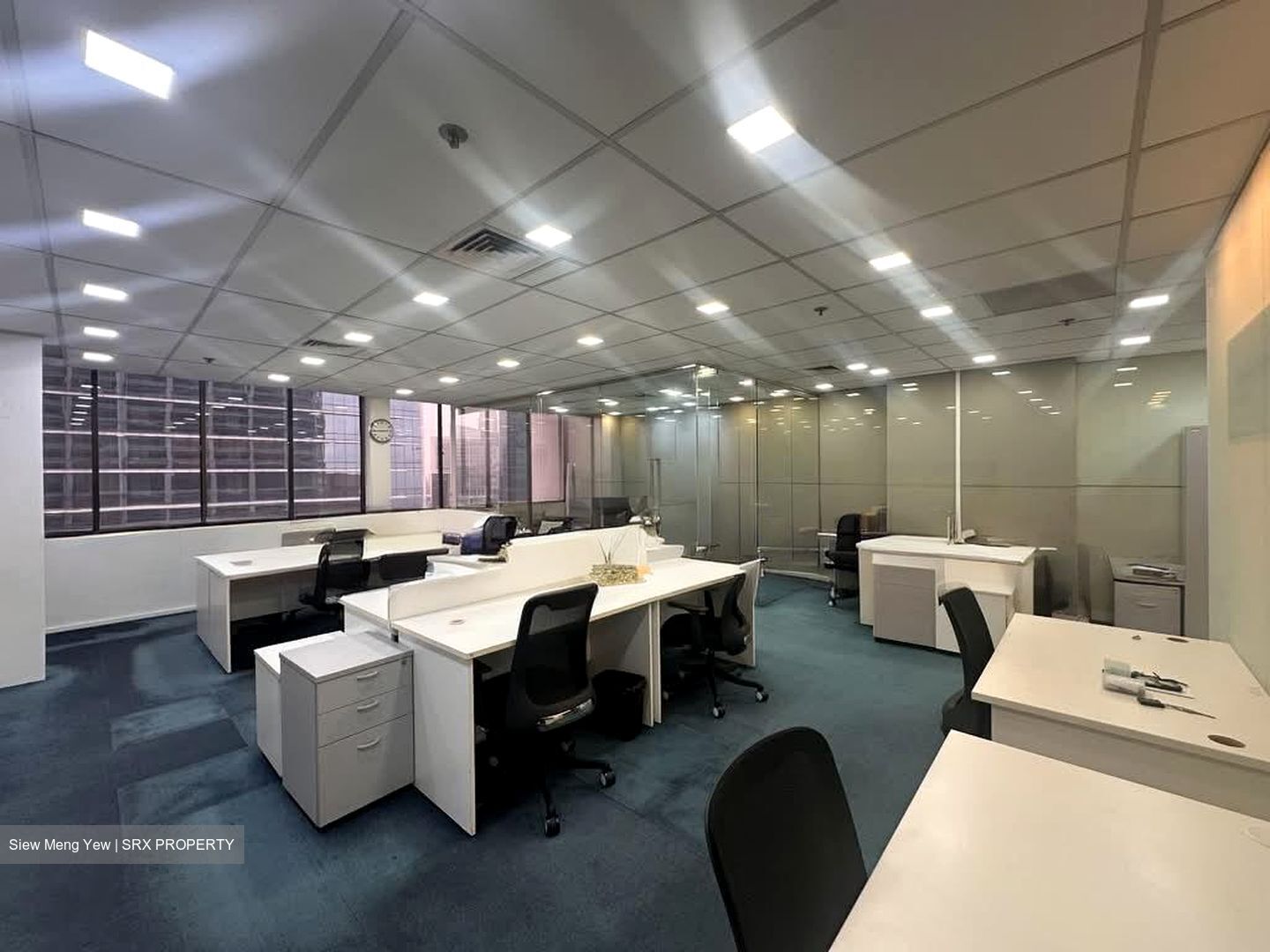 International Plaza (D2), Office #553762381
